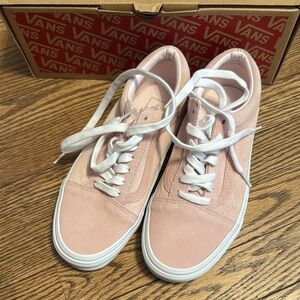 Vans Pink and White Sneakers Classic Low-Top Design